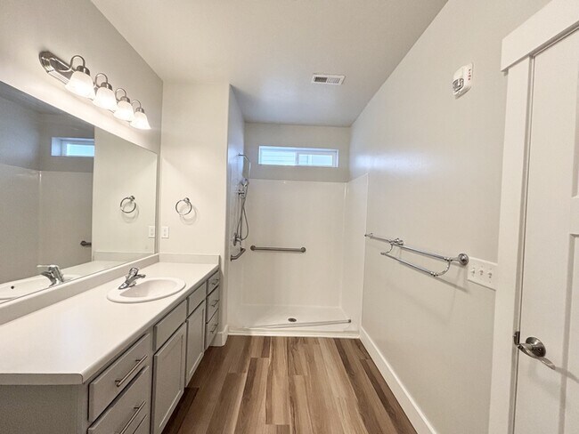 Building Photo - 13084 S Tortola Dr
