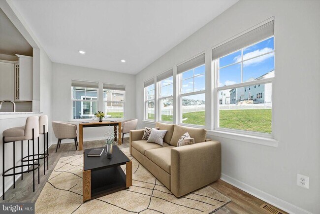 Building Photo - 2093 Whithorn Hl