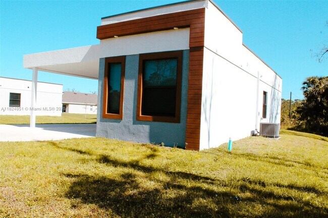 Building Photo - 622 Windermere Dr