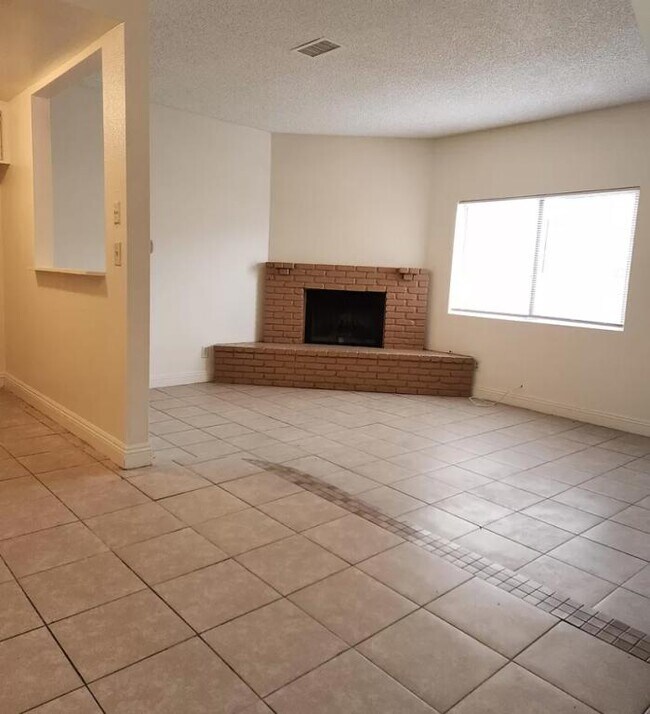 Building Photo - 38710 10th St E