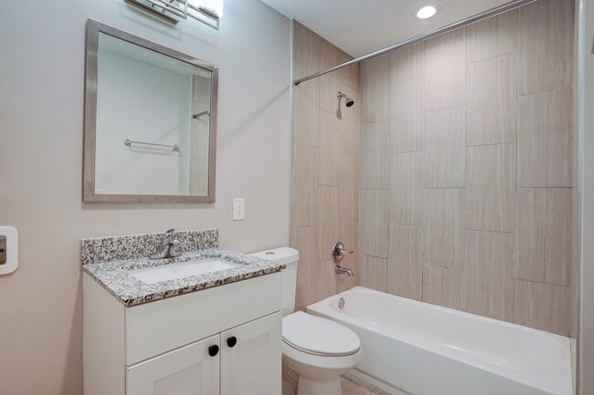 Building Photo - Stylish 2BD/2BA Two-Level Home with Firepl...