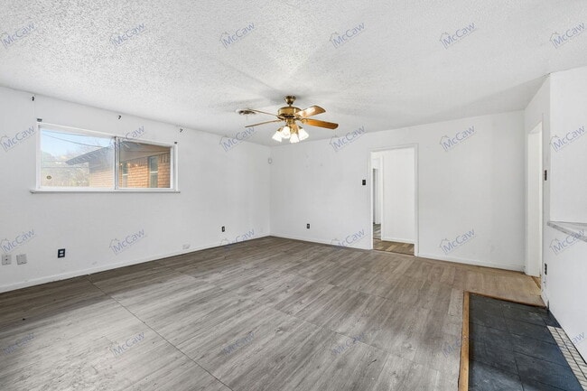 Building Photo - 6921 Greenlee St