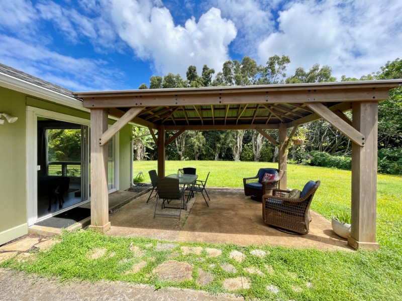 Building Photo - 6065A Kolopua St