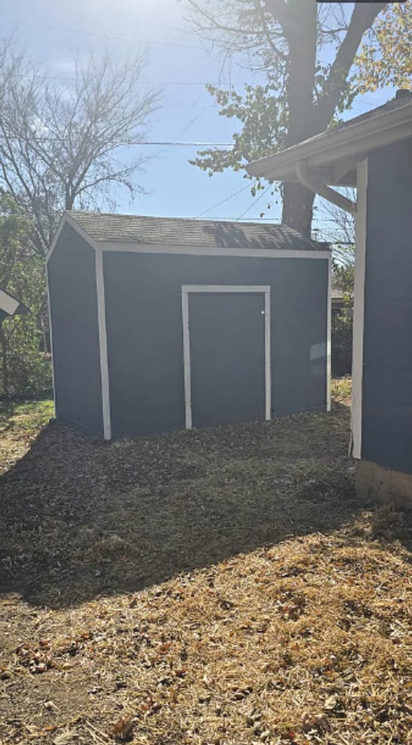 Building Photo - Cute 2 bedroom in East Springfield