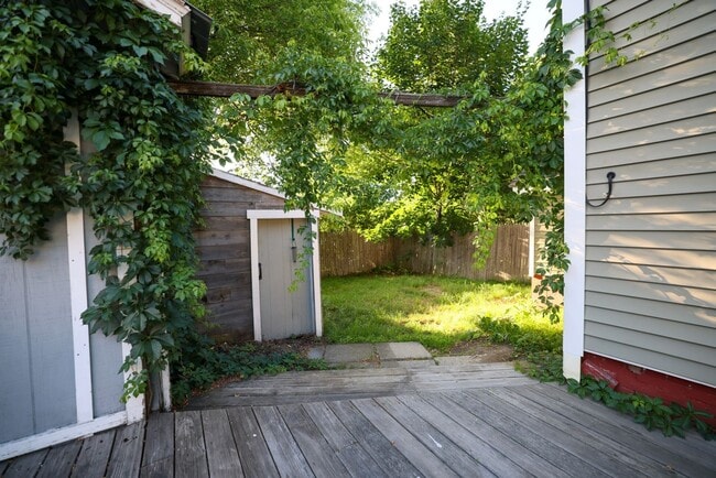 Building Photo - Spacious 2BR Apartment  in Lewiston