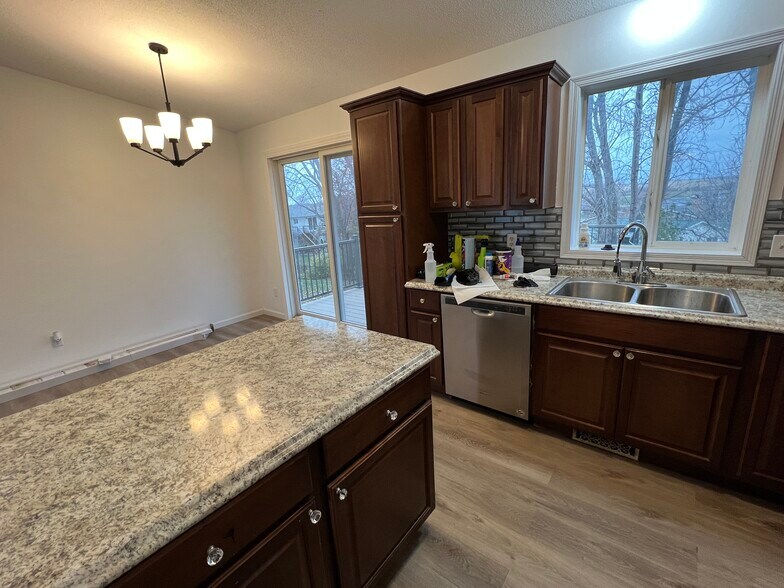 Building Photo - 5409 King Arthur Dr NW