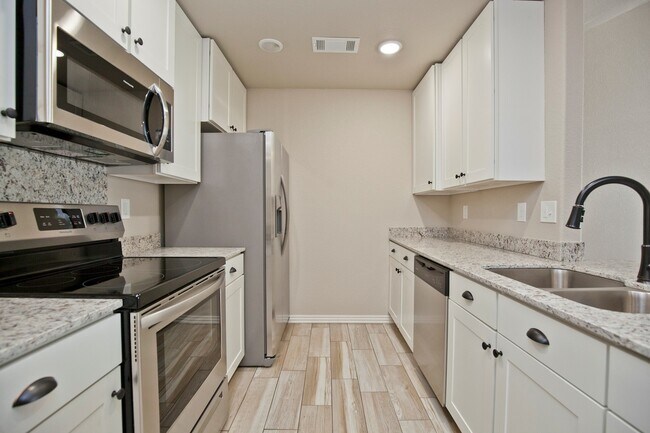 Building Photo - ***310-C Commercial***