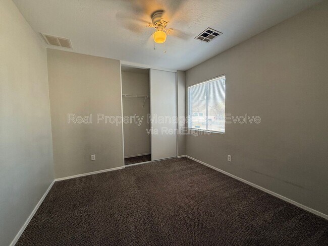 Building Photo - 22621 W Yavapai St