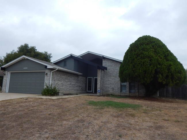 Building Photo - 4503 River Oaks Dr