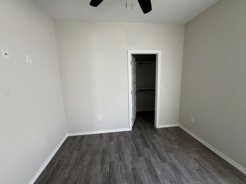 Building Photo - 1618 Playa Dr