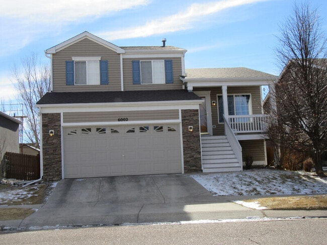 Building Photo - 6002 Vallecito Dr