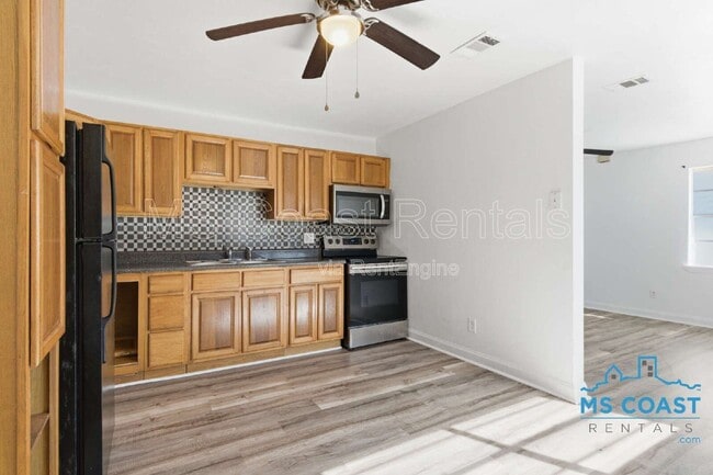 Building Photo - 3007 Meteor St