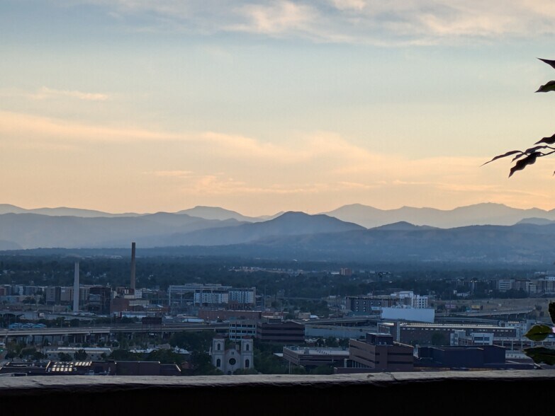 Building Photo - 1020 15th St