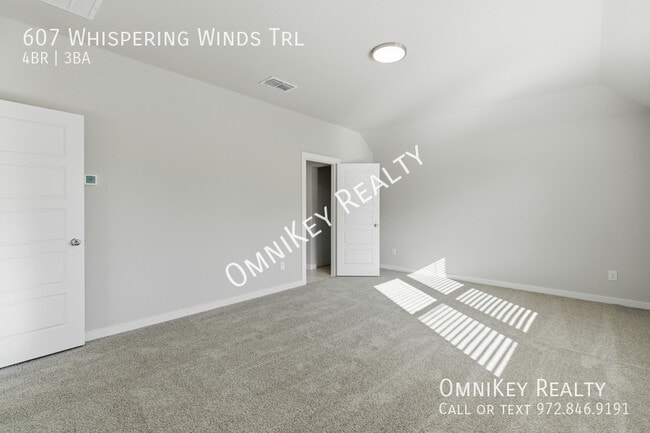 Building Photo - 607 Whispering Winds Trl