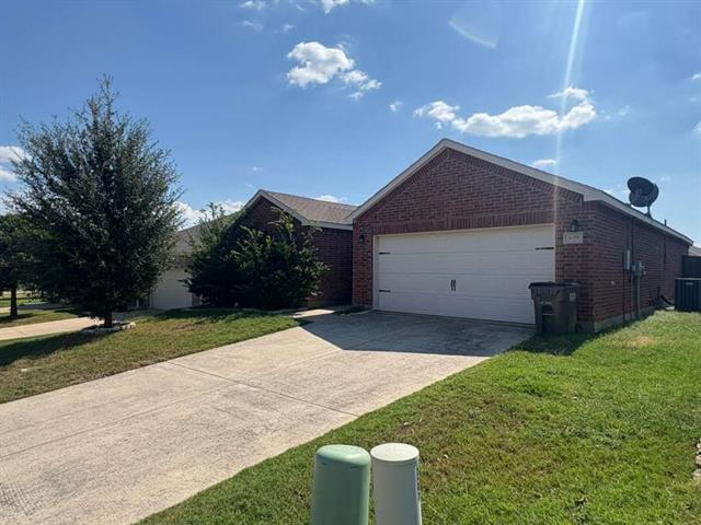 Building Photo - 3018 Pinyon Pl