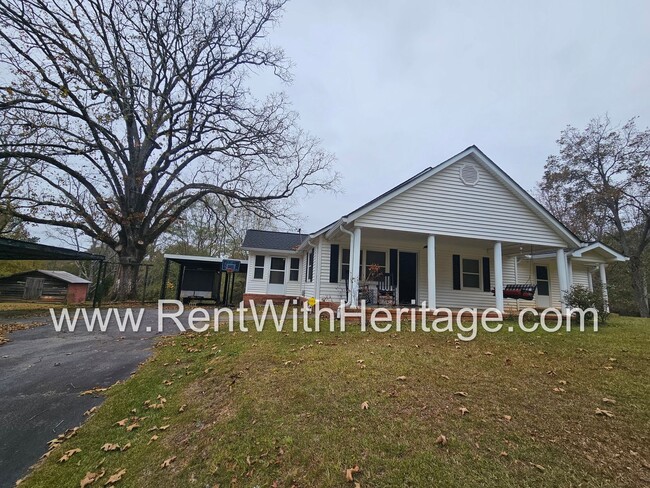 Building Photo - WOW!!!..GRANPA'S BUNGALOW /AWESOME RANCH H...