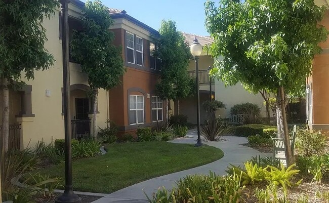 Building Photo - 7061 Walker St