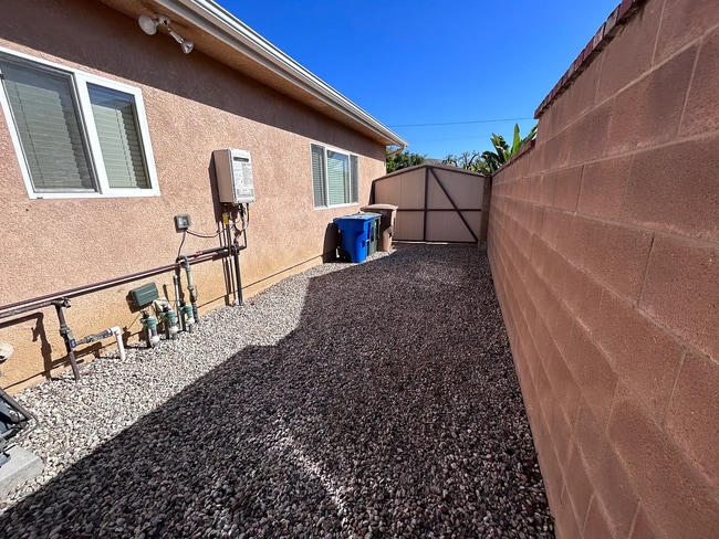 Building Photo - 341 Franklin Ln