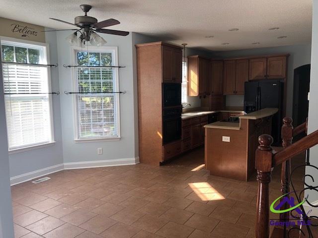 Building Photo - 410 Redding Dr