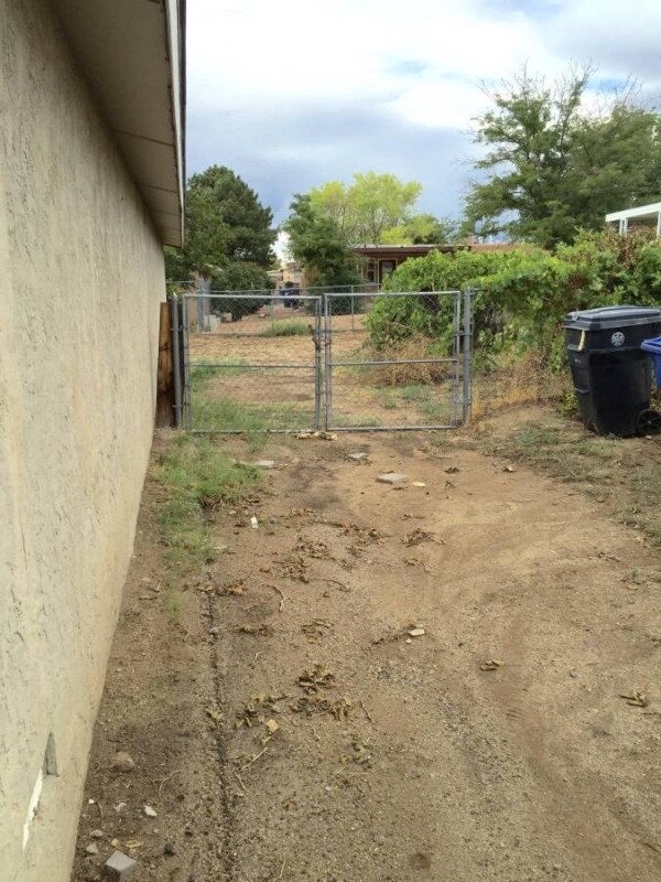 Building Photo - 12113 Oriente Ave NE