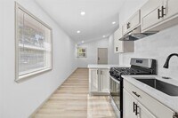 Building Photo - 1503 Ave P