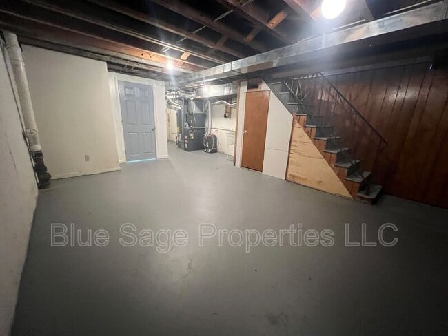 Building Photo - 506 S 2nd St