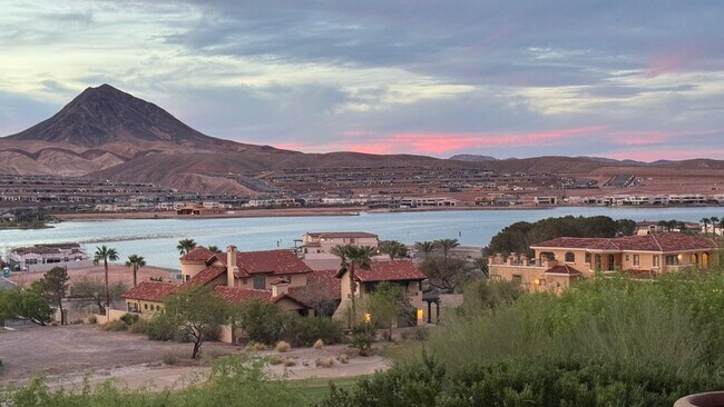 Building Photo - Luxury Lake Las Vegas Estate in Guard-Gated SouthShore Community!