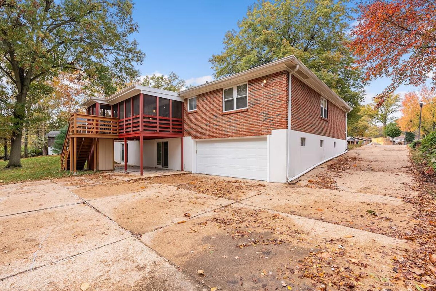 Building Photo - 1010 Providence Rd