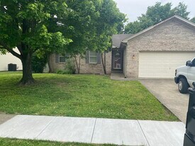 Building Photo - 312 Reba Jackson Dr
