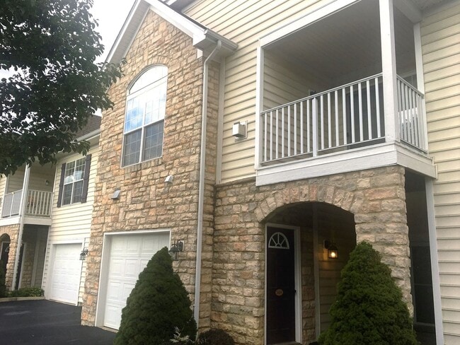 Primary Photo - 5604 Vintage Pl