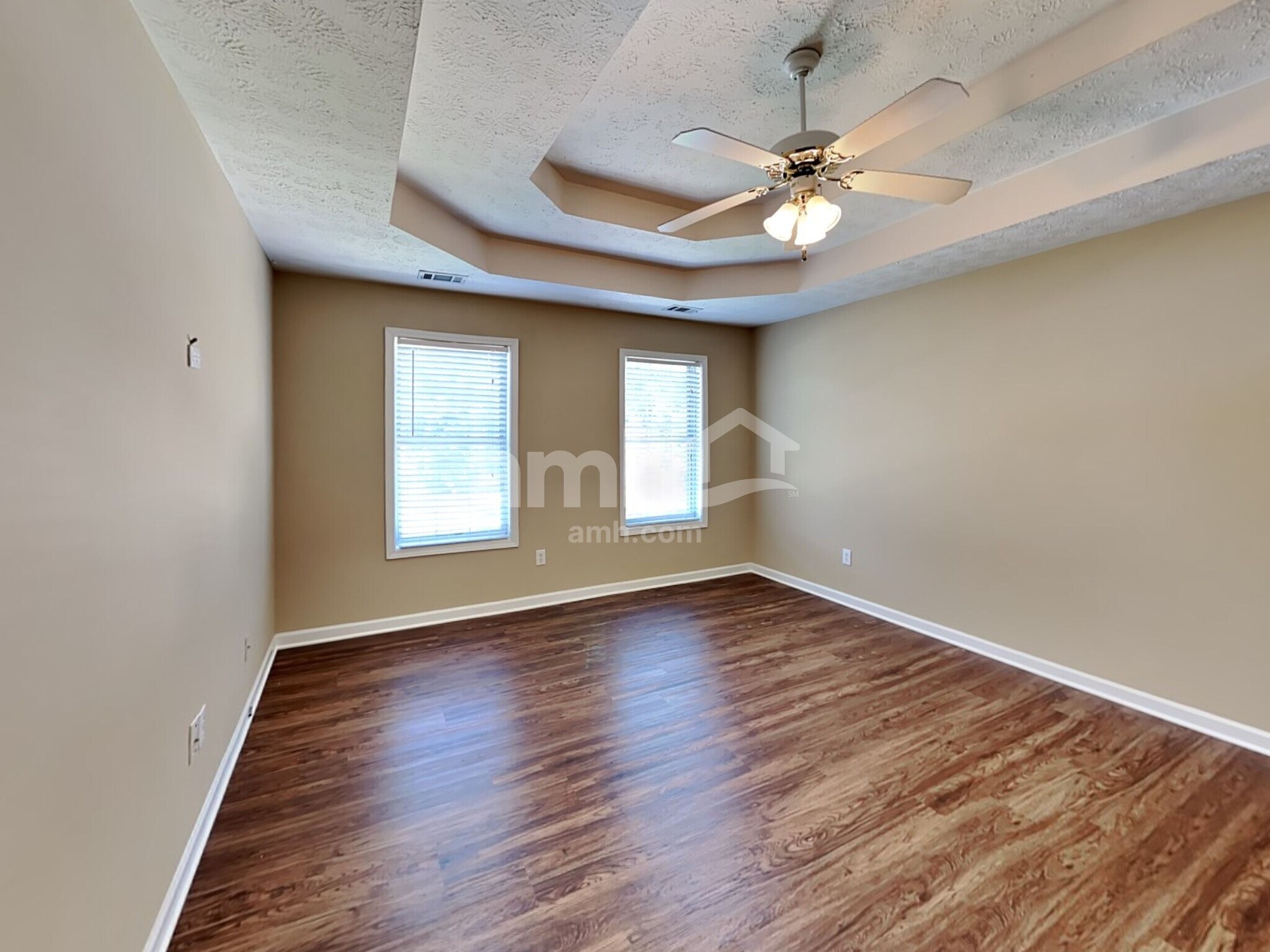 Building Photo - 4961 Heritage Crossing Dr SW