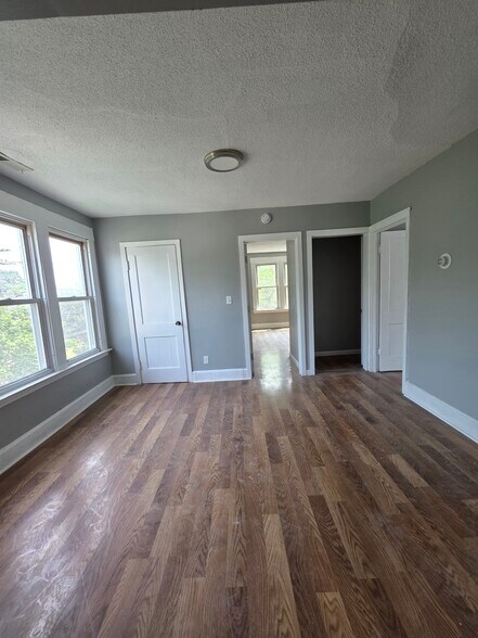 Building Photo - 67 Judson Ave