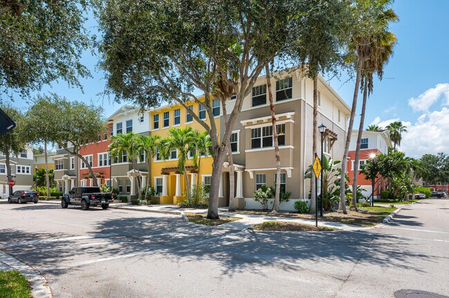Building Photo - 750 Millbrae Ct