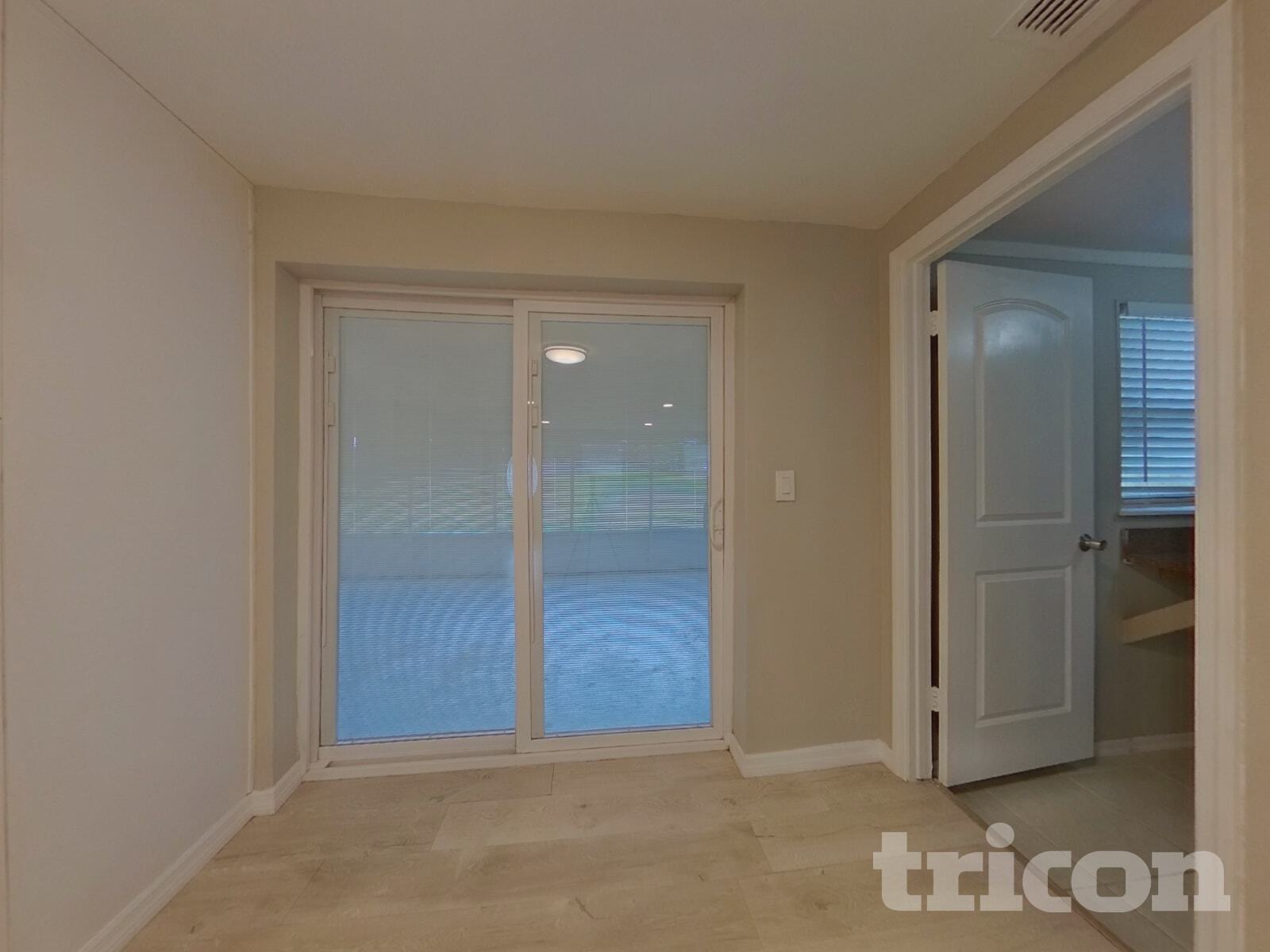 Building Photo - 1124 Jadewood Ave