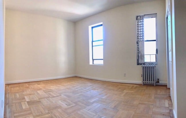 Building Photo - 114 Albemarle Rd