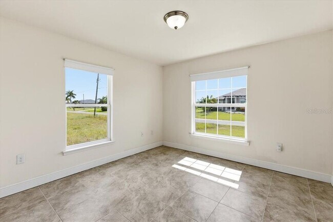 Building Photo - 191 W Pine Valley Ln