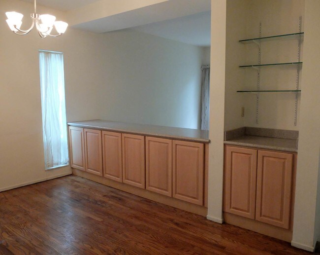 Building Photo - 101 S Lake Merced Hills