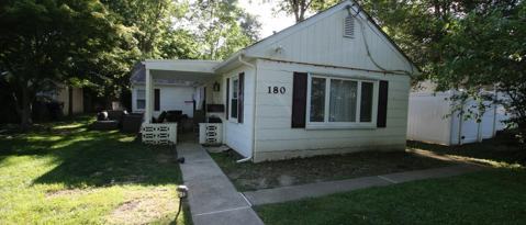 Building Photo - 180 Cliftwood Rd