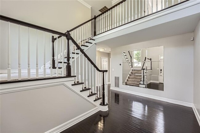Building Photo - 2478 Saluda Dr NW