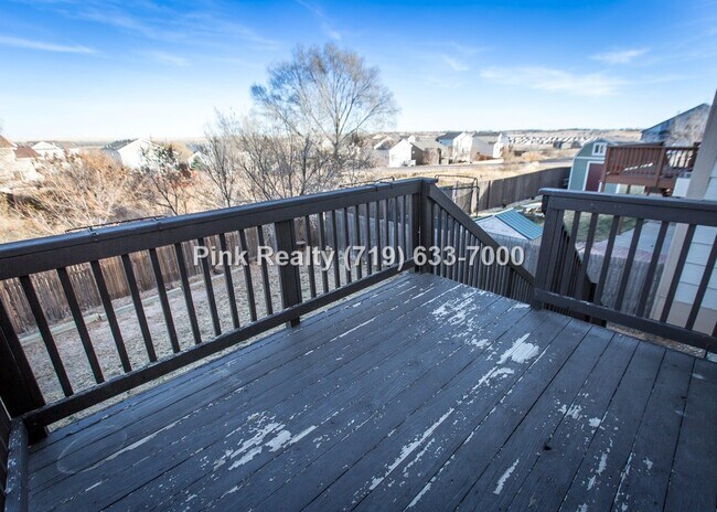 Building Photo - 985 Ridgebury Pl