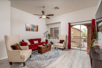 Building Photo - 2550 E Deer Valley Dr