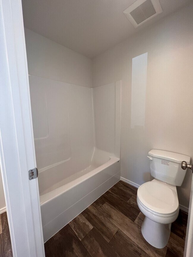 Building Photo - Newer Construction Home For Rent!