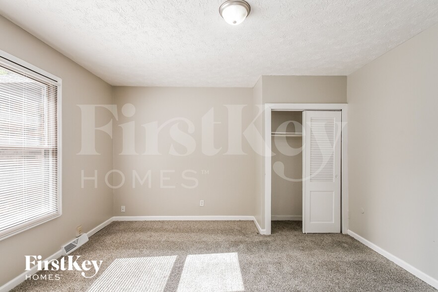 Building Photo - 6722 Churchman Ave