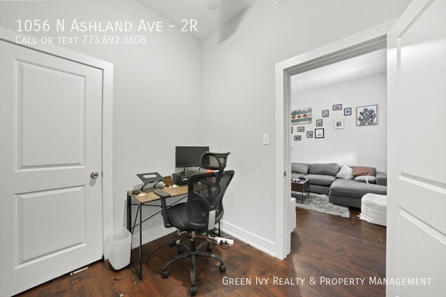 Building Photo - 1056 N Ashland Ave