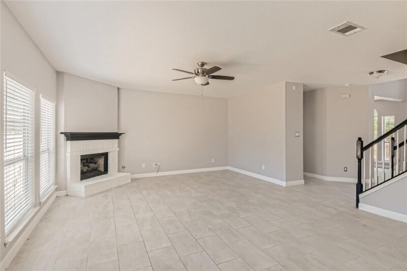 Building Photo - 1420 Quicksilver Cir