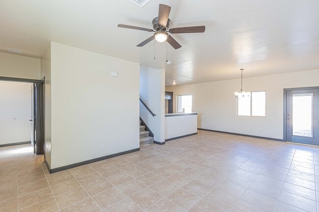 Building Photo - 9397 Senor Tedd Way