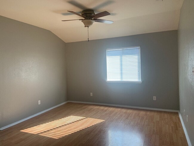 Building Photo - 4915 Allegany Dr