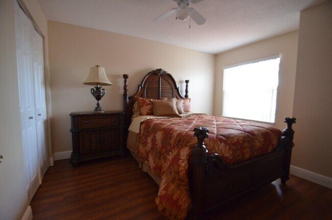 Building Photo - 6563 Constance St