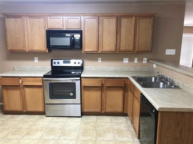 Building Photo - 13344 Padre Ave