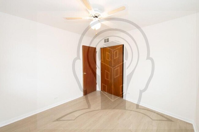 Building Photo - 2 bedroom in CHICAGO IL 60641